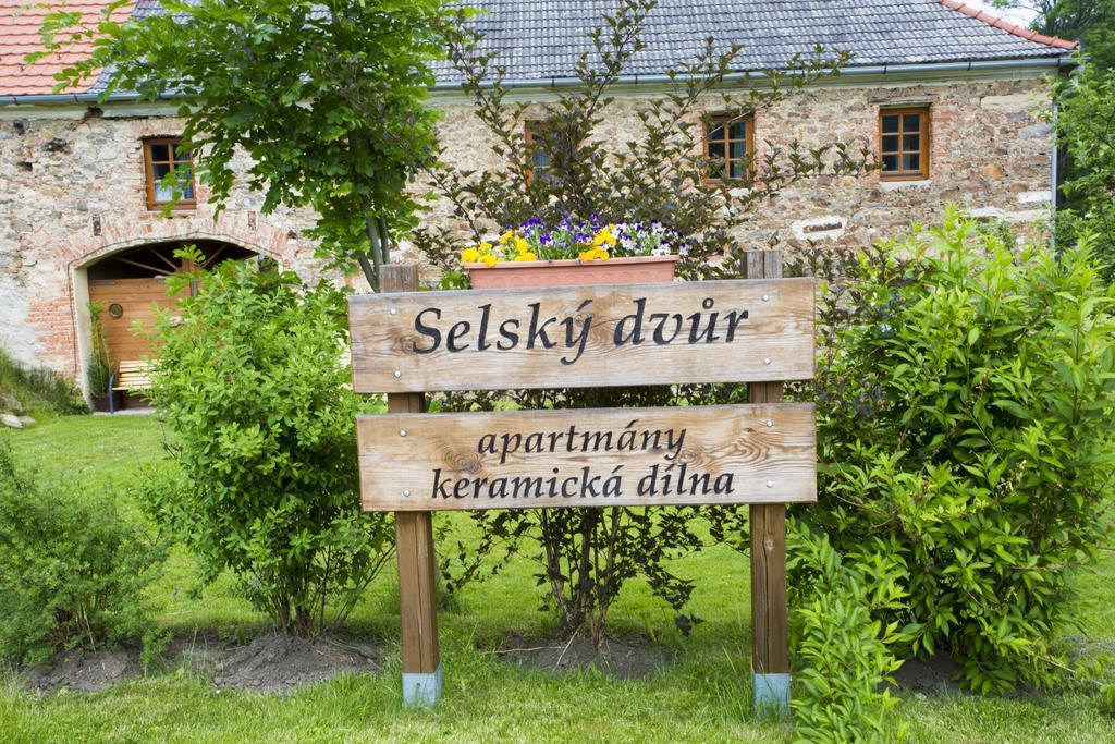 Selsky Dvur Lejlighed Kájov Eksteriør billede